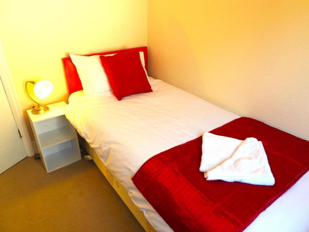 Pink Beach Guest House Shanklin Exterior photo